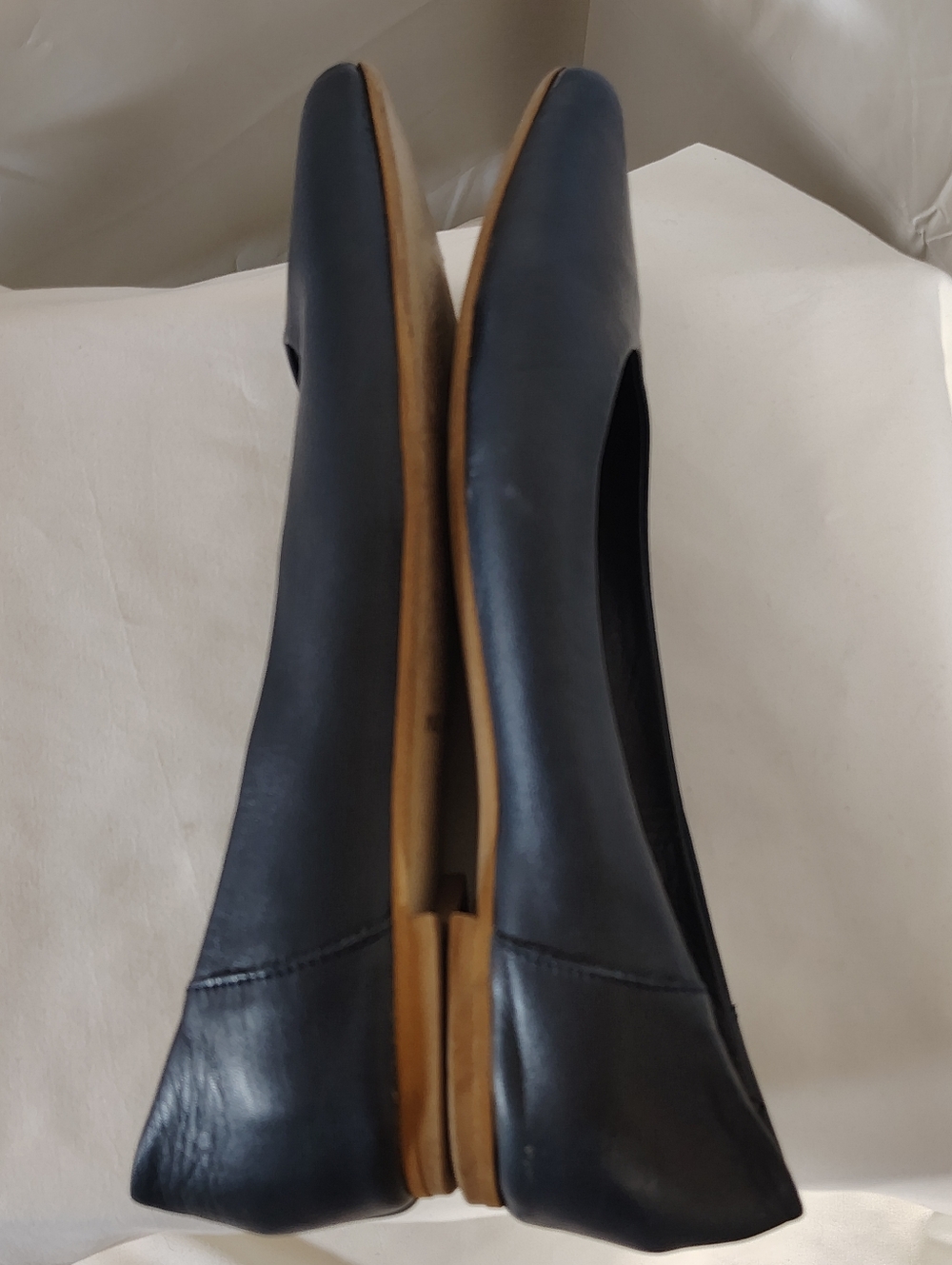 Coach Flats - Picture 4 of 6